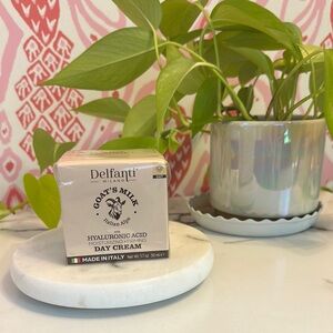 Delfanti Italy Goat's Milk Hyaluronic Acid Firming Day Cream NWT